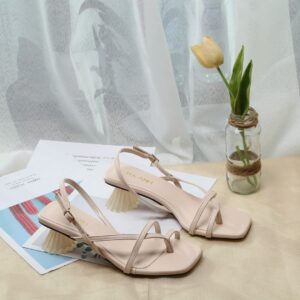 Sandal Cao Gót Xỏ Ngón KP-19 Kem