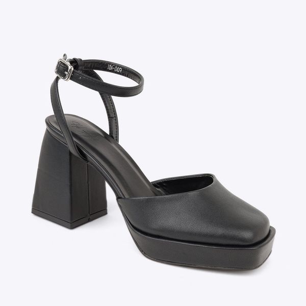 Sandal cao gót nữ đế đúp kiểu bít mũi NH-5 đen Sandal cao gót nữ đế đúp kiểu bít mũi NH-5 đen