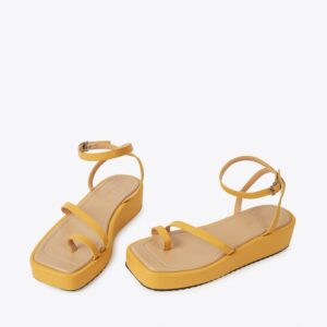 Sandal đế xuồng nữ xỏ ngón dây mảnh HG-25 vàng