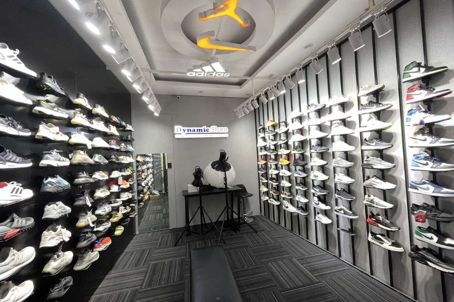 Các mẫu giày hot trend tại Dynamic Store