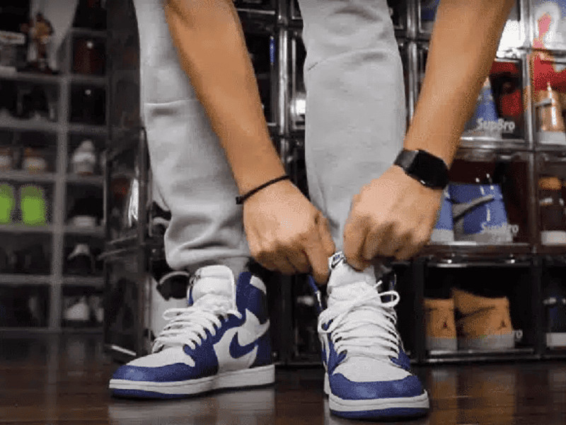 Cách buộc dây giày Jordan cổ cao theo kiểu 1/2, phù hợp với phong cách trượt ván năng động