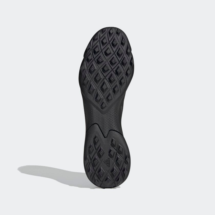 Cận cảnh phần cổ thun co giãn của giày đá bóng Adidas Predator 20.3 Laceless TF