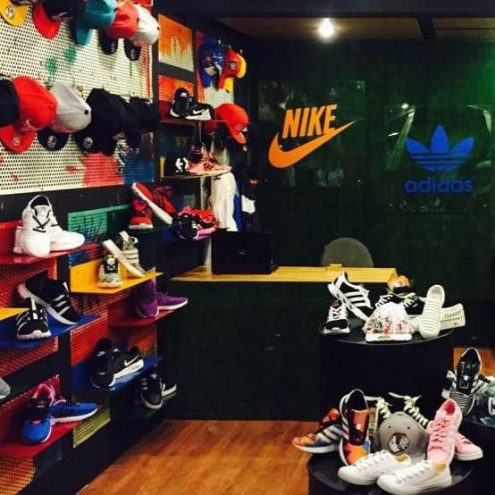 Chất Store đầu tư hình ảnh sản phẩm giày sneaker bắt mắt