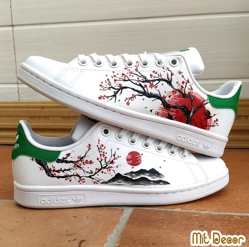 Chi tiết họa tiết custom giày
