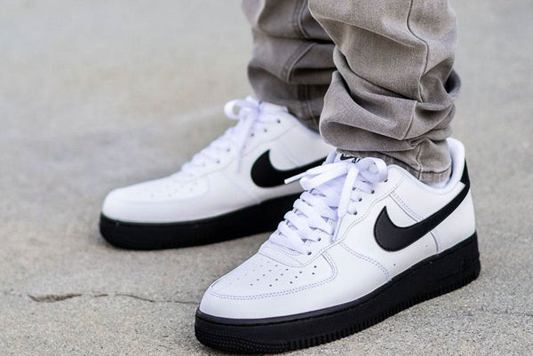Công nghệ đệm khí Air trong giày Nike thể thao nam đế cao tăng cường thoải mái