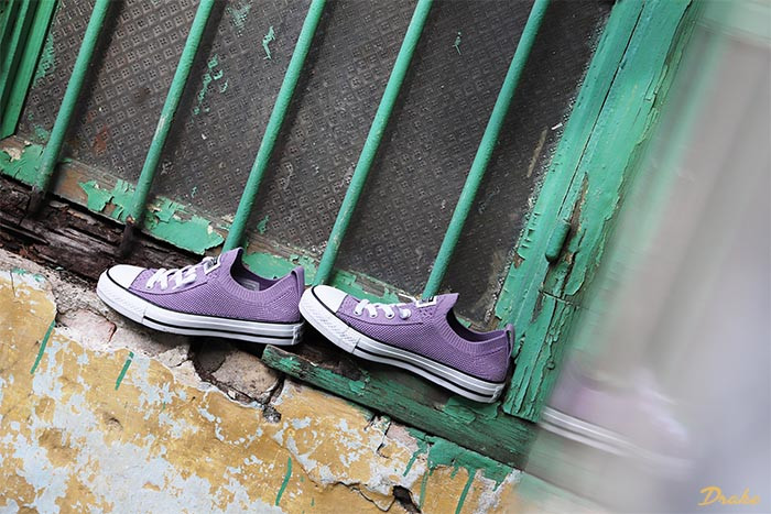 Dáng giày lười vải nam Converse Shoreline Knit Slip màu đen