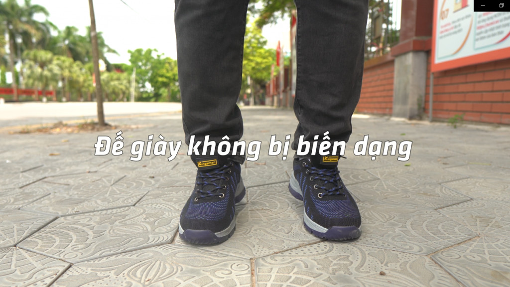 Đế giày bảo hộ Kingsman Runner được làm từ cao su chống trượt và đâm xuyên hiệu quả