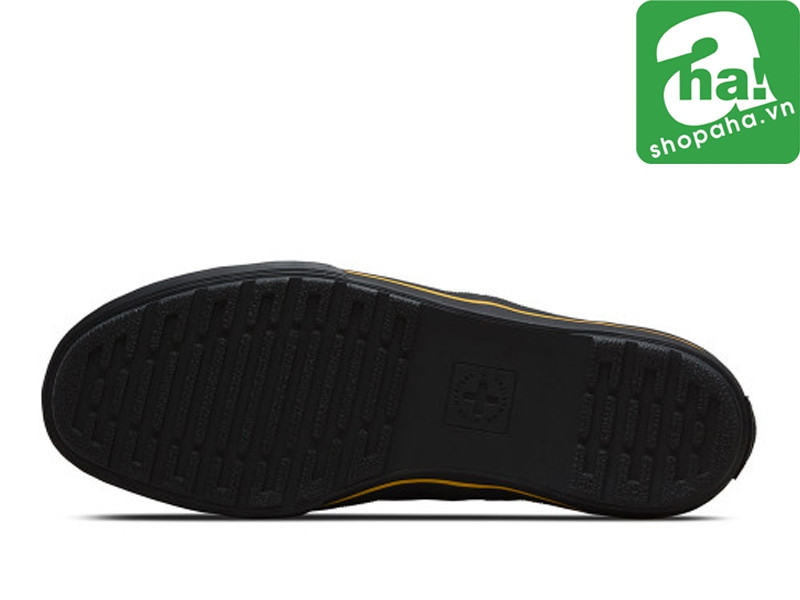 Đế giày lười Dr Martens bền bỉ với rãnh chống trượt hiệu quả.