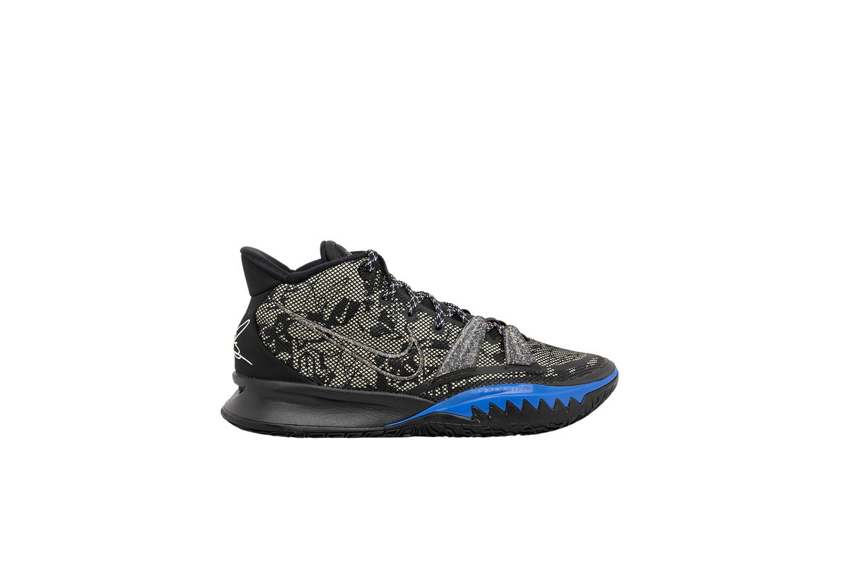 Đế giày Nike Kyrie 7 Grind với họa tiết đặc biệt