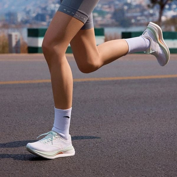 Đệm giày sneaker