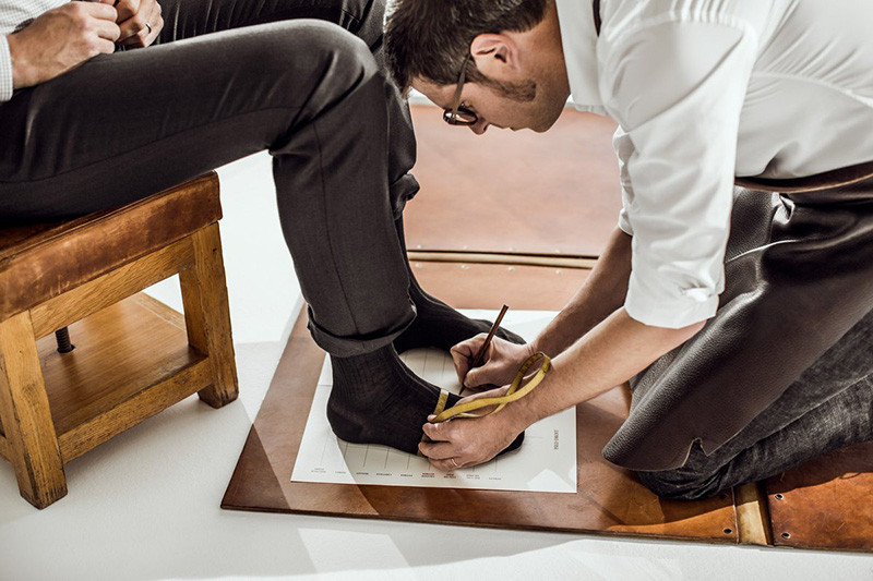 Đo size giày trung bình của người Việt tại nhà
