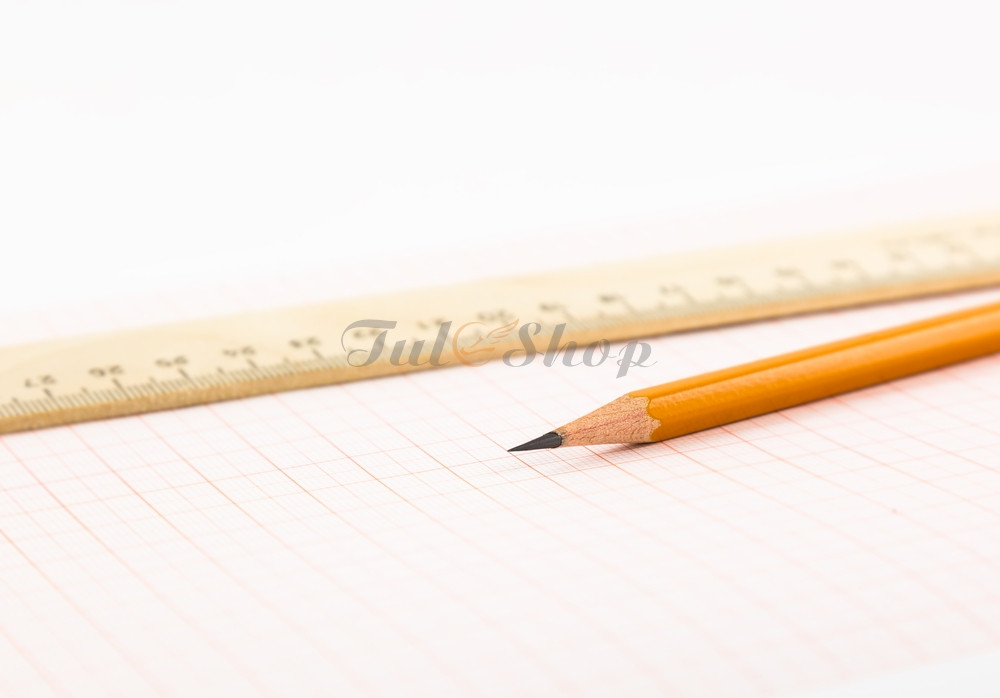 Dụng cụ cần thiết để đo chiều dài bàn chân tại nhà cho việc chọn giày size 27.