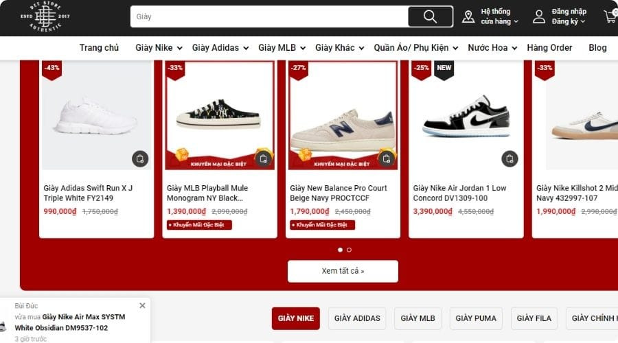 Giao diện website Deestore, cung cấp giày sneaker chính hãng và các sản phẩm thời trang khác