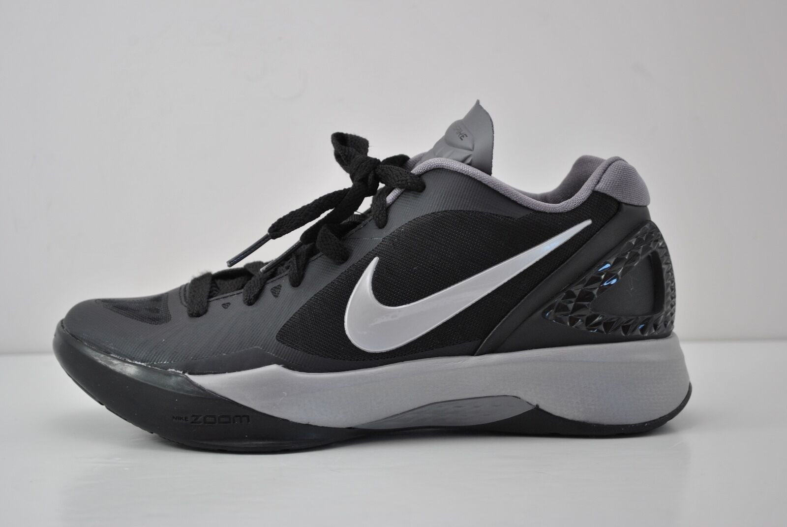 Giày bóng chuyền Nike Volley Zoom Hyperspike màu xanh trắng