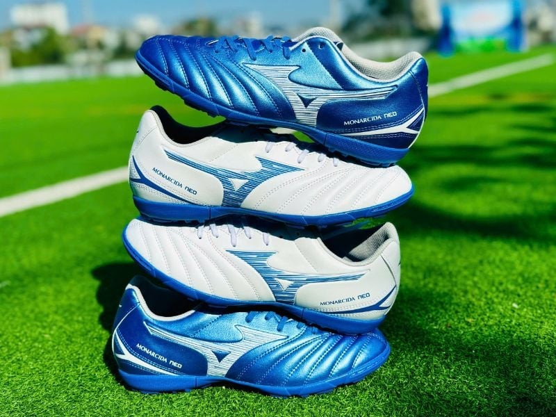 Giày bóng đá Mizuno Neo 3 Select "quốc dân" cho chân bè
