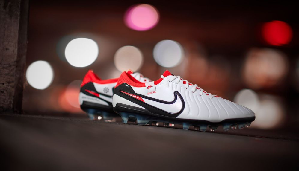 Giày bóng đá Tiempo 10 Ready Pack