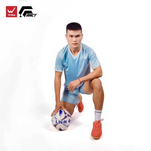 giày cổ cao bóng đá Wika Fancy màu đỏ