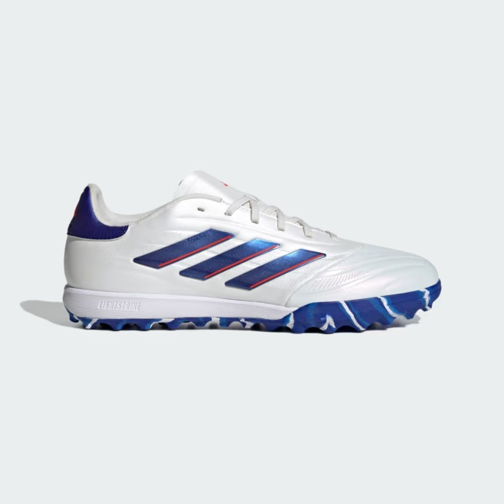Giày đá bóng adidas Copa Pure 2 Elite TF trắng xanh, sự kết hợp giữa cổ điển và hiện đại.