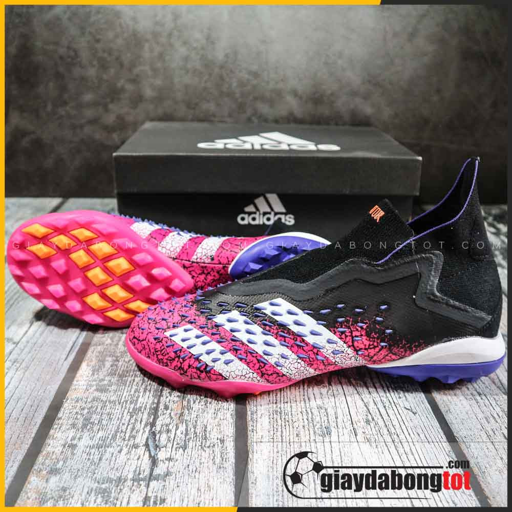 Giày đá bóng Adidas Predator Freak TF hồng đen vạch trắng chất lượng cao