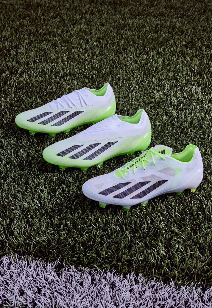 Giày đá bóng Adidas X Crazyfast Crazyrush Pack với phối màu xanh lá cây và trắng tươi mới