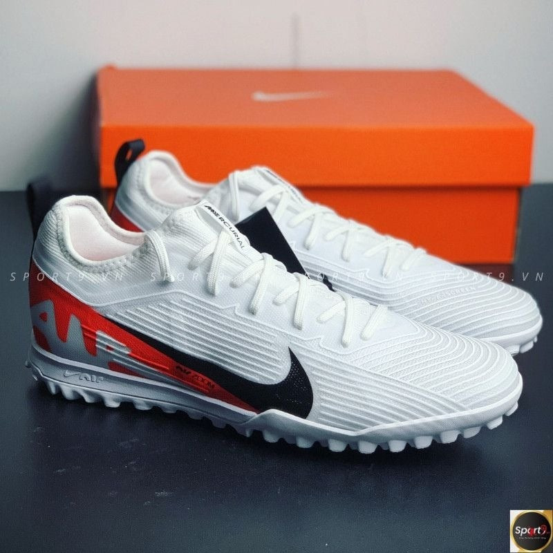Giày đá bóng Nike Zoom Mercurial Vapor 15 Pro tích hợp công nghệ Flyknit