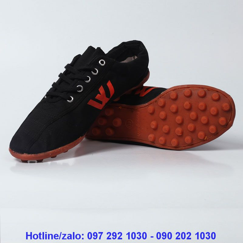 Giày đinh Thượng Đình đá bóng màu đen BD05D