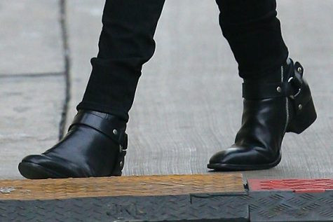 Giày Harness Boots đen cá tính