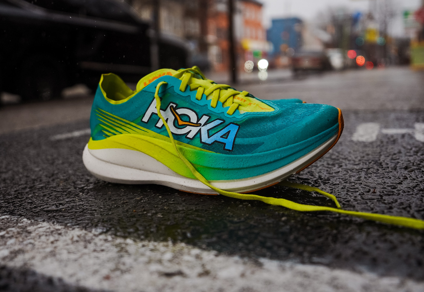 Giày Hoka Rocket X 2 màu vàng chanh