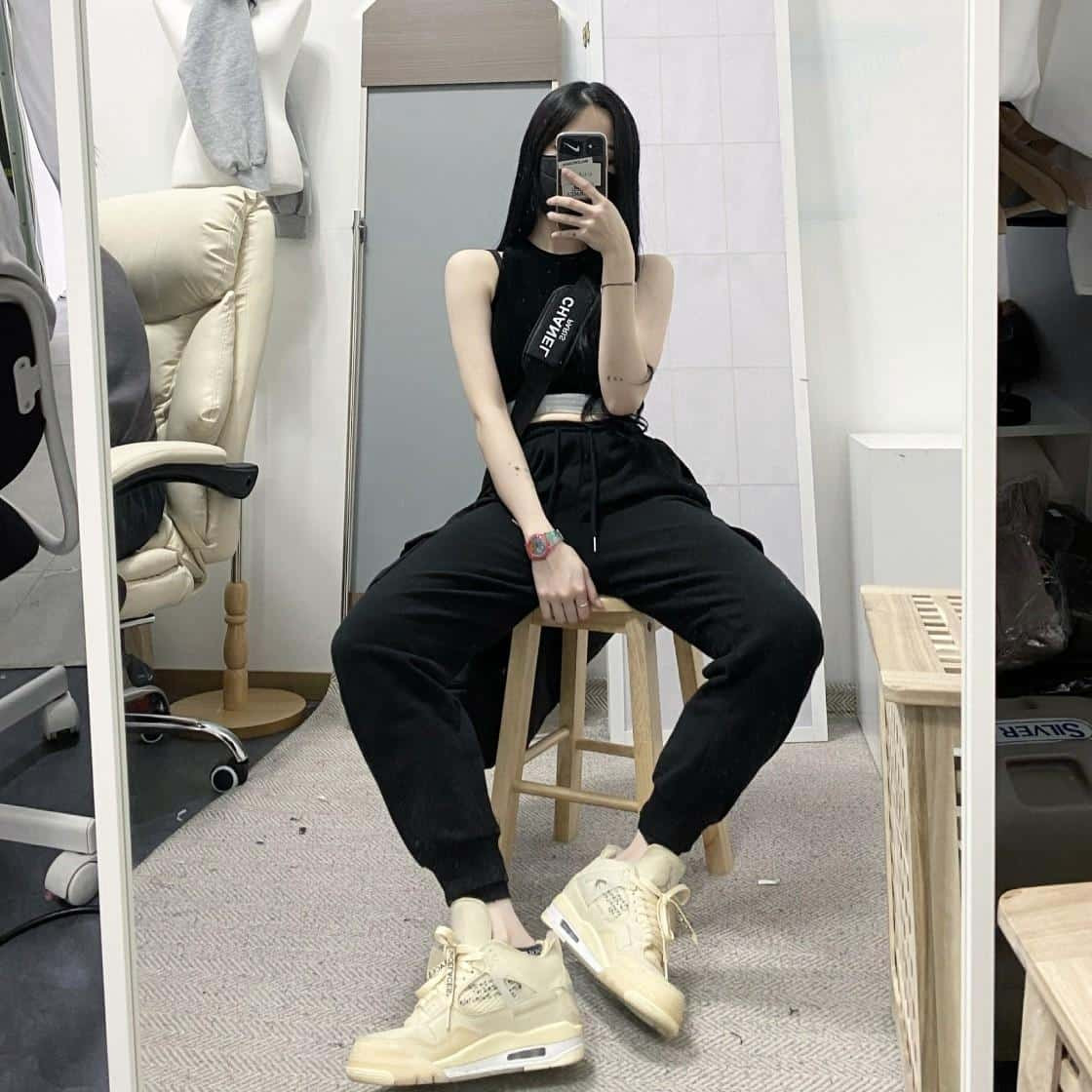 Giày Jordan 4 nam và trang phục thể thao