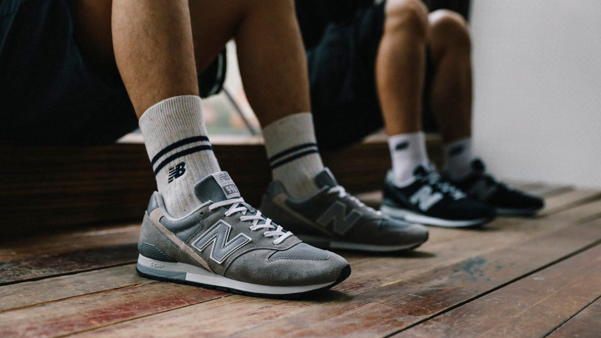 Giày New Balance 996 đa năng trong phong cách