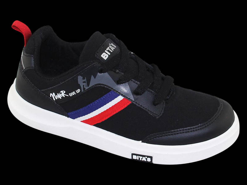 Giày sneaker Bita's, sự lựa chọn đa dạng từ thương hiệu giày Việt