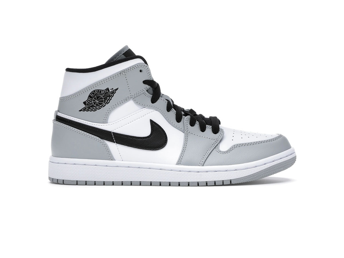 Giày sneaker cổ cao Nike Air Jordan