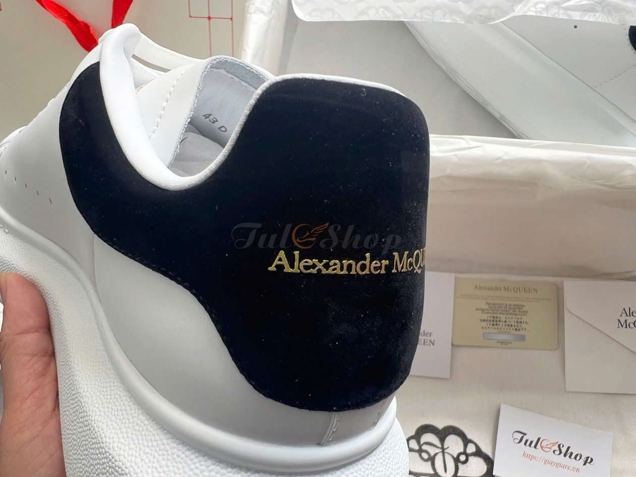 Giày sneaker nam 2024 Alexander McQueen trắng gót đen