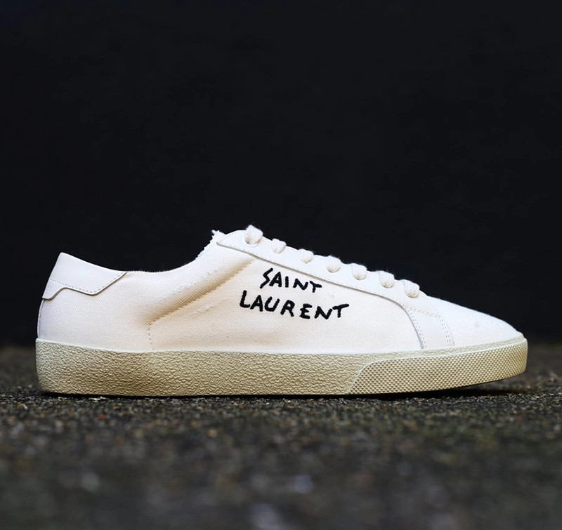 Giày sneaker nam trắng Saint Laurent Leather sang trọng, đơn giản