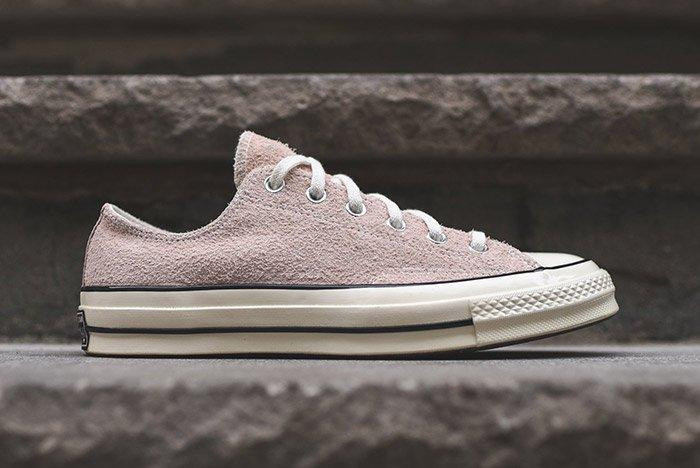Giày thể thao Converse Chuck Taylor All Star Low màu nâu da lộn