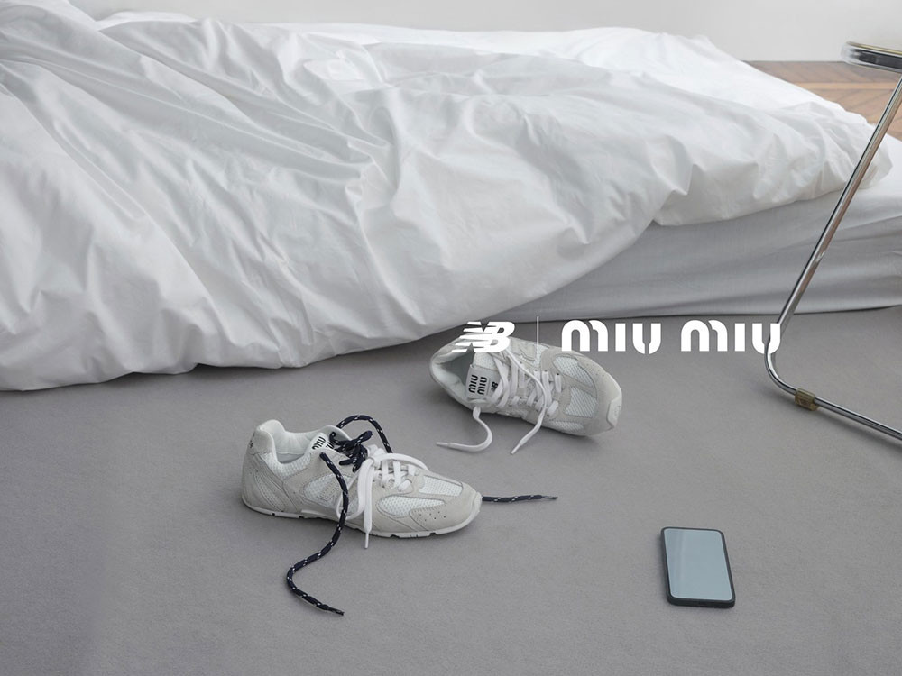 Giày thể thao Miu Miu x New Balance 530 SL có giá trị cao trên thị trường