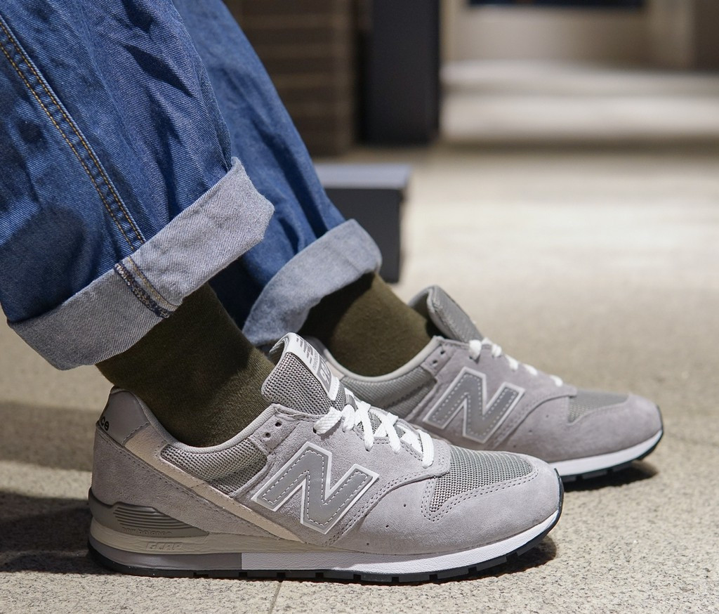 Giày thể thao New Balance 996 chất liệu da lộn màu ghi