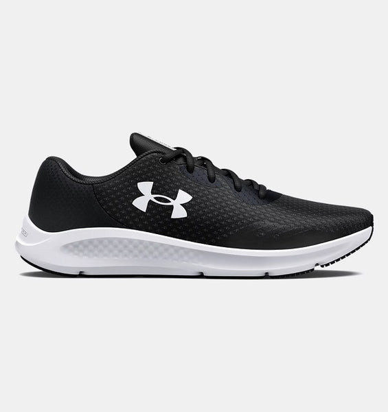 Giày thể thao Under Armour Charged với công nghệ đệm Micro G