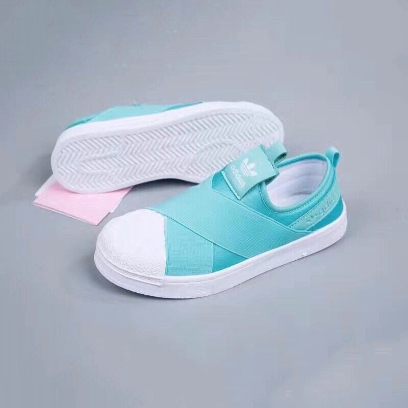 Giày vải thể thao không dây Adidas trẻ trung