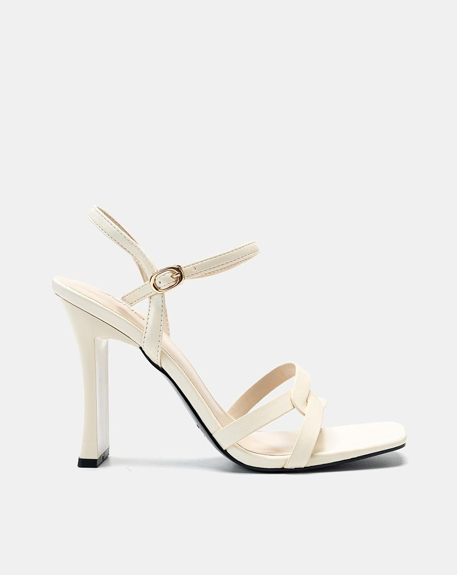 Hình ảnh một mẫu giày sandal quai mảnh xoắn màu kem
