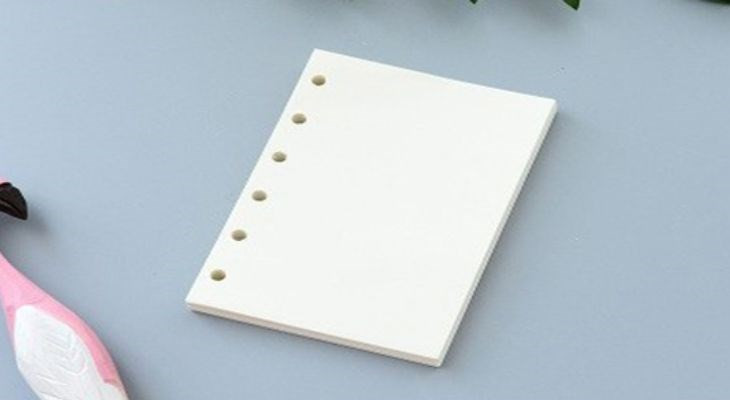 Khổ giấy A7, định dạng nhỏ nhất thường được sử dụng, rất khác biệt so với kích thước ấn tượng của giấy A0.