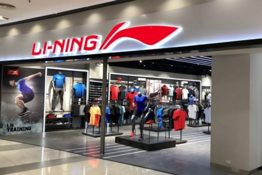 Lạ Sneaker mang đến những đôi giày thể thao nam xuất khẩu dư độc đáo tại Hà Nội