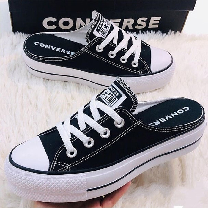 Logo Converse All Star thêu trên lưỡi gà của giày sục chính hãng