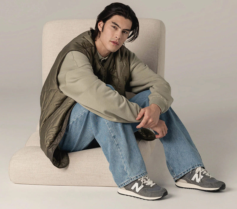 Logo thương hiệu New Balance uy tín cho giày trẻ em