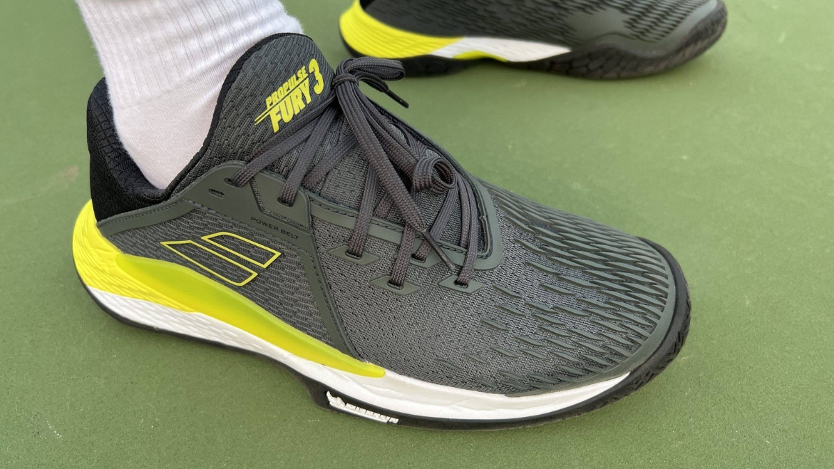 Mẫu giày Babolat Propulse nam dành cho vận động viên chuyên nghiệp