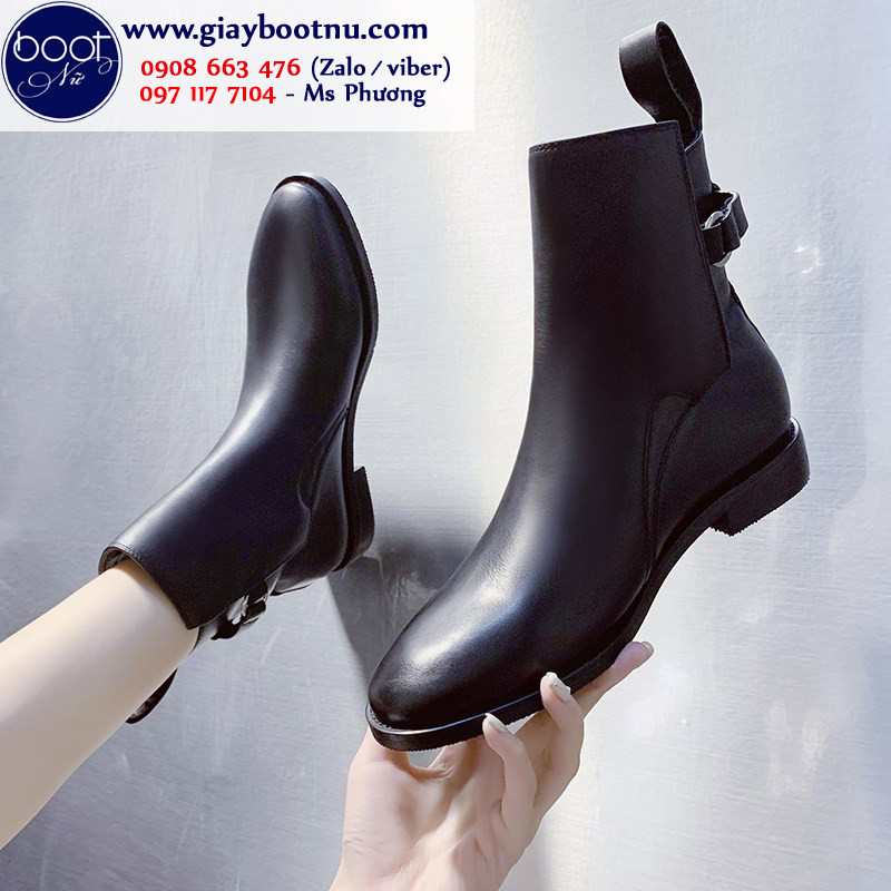 Mẫu giày boot nữ cổ thấp đế bệt GBN52 với thiết kế khuy cài độc đáo