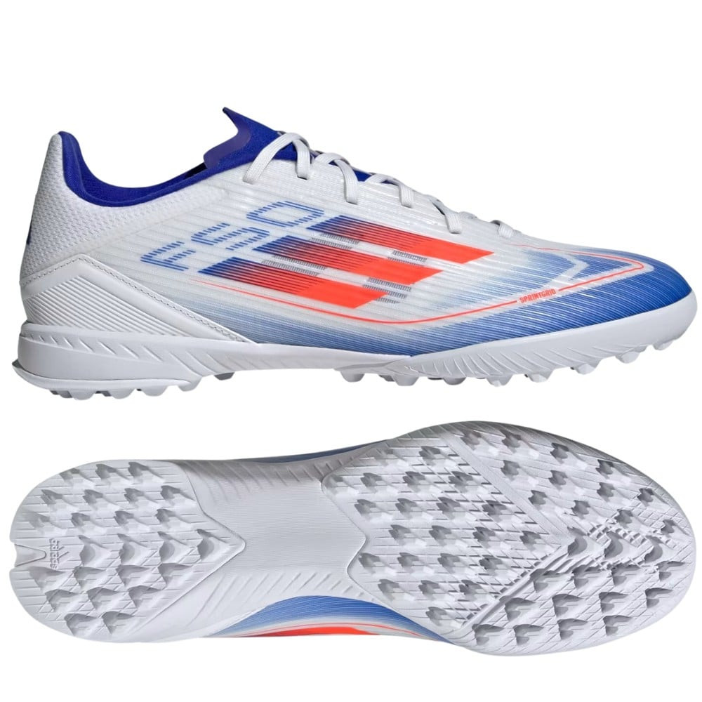 Mẫu giày đá bóng adidas F50 League Advancement TF màu trắng xanh, biểu tượng của tốc độ và sự linh hoạt.