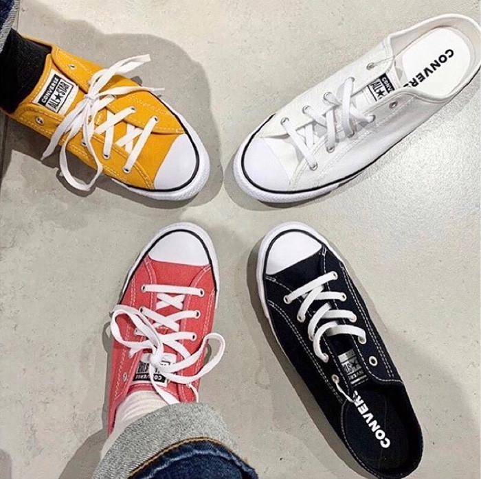 Mẫu giày sục Converse chính hãng màu trắng basic được ưa chuộng