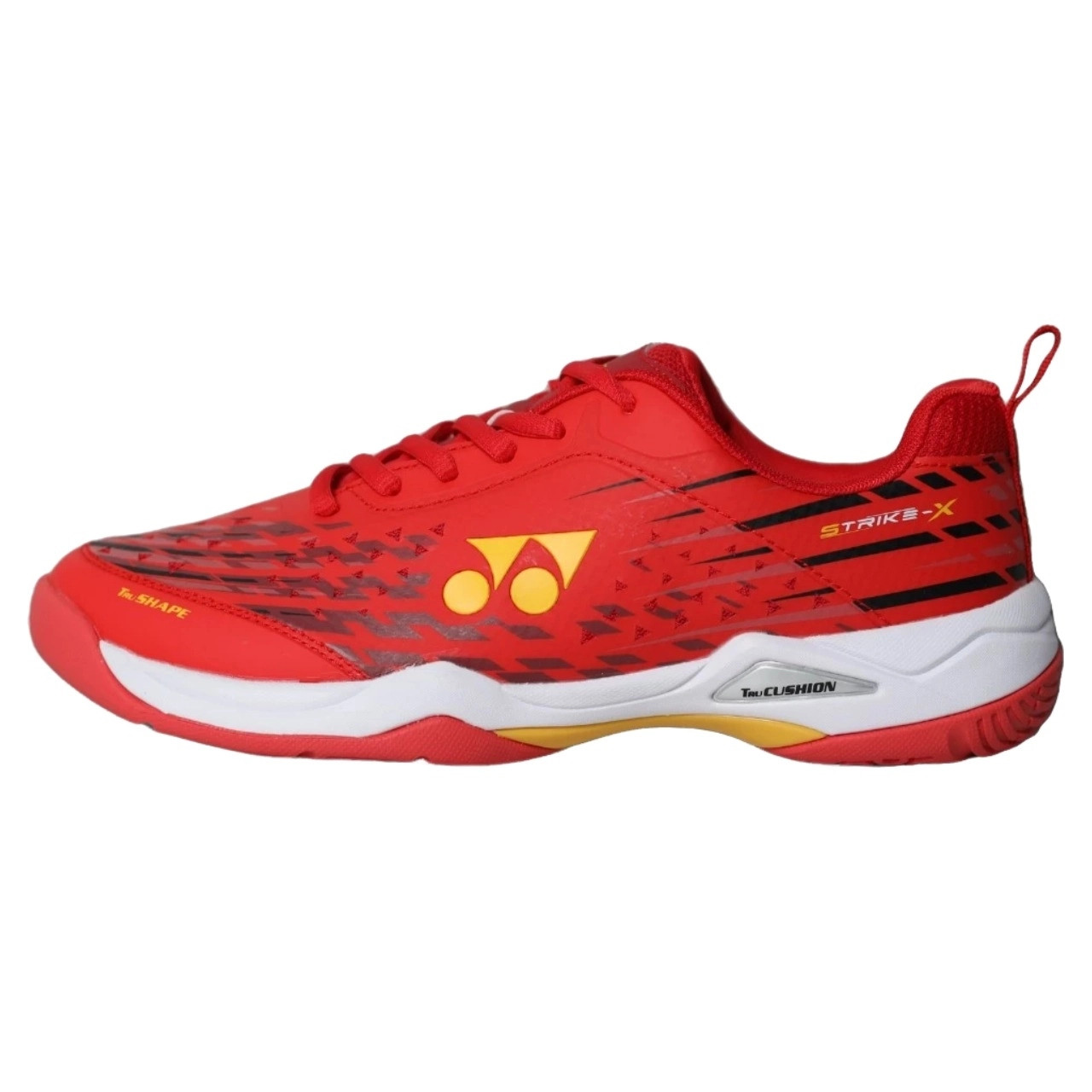 Mẫu giày Yonex Strike X màu đỏ và vàng cá tính