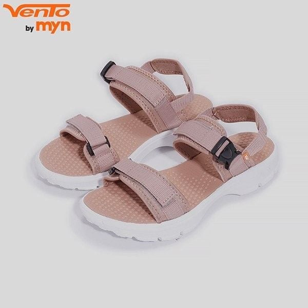 Mẫu sandal 07007 có khả năng chống trượt